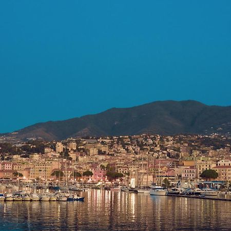 Sanremo Like: In Centro E Con Garage!アパートメント エクステリア 写真